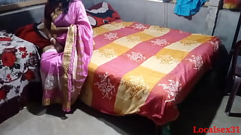 First time: Desi wife's deep and hard fuck in a pink saree